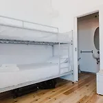 Jaca Hostel *